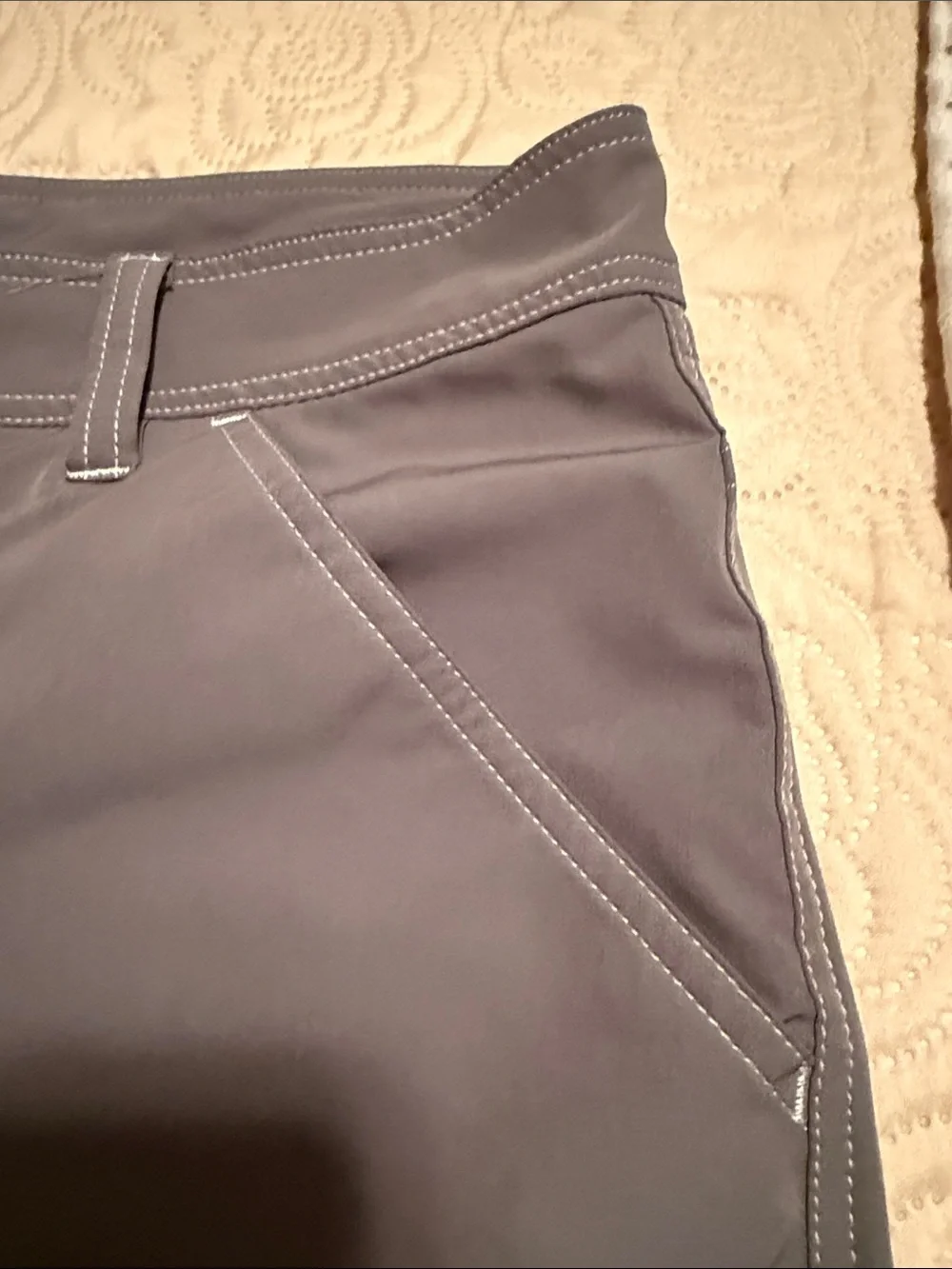 Ariat Men's Flat Front Performance Shorts in Charcoal Gray